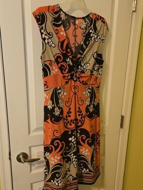 Sleeveless Pink, Tan, Brown & Cream Twist-Front Women's Dress